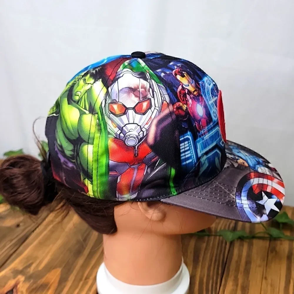 Marvel. Kids/Young Adult. Baseball Cap. Avengers. Like New